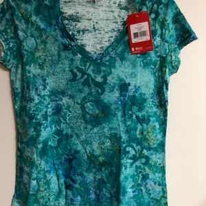 The North Face shirt sleeve top NWT Large